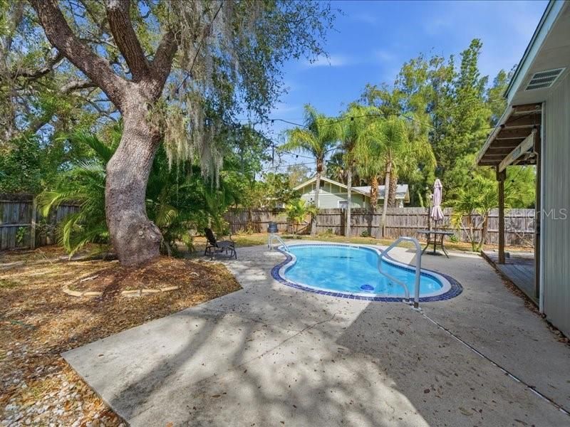 2670 Bayside Drive S, Saint Petersburg, FL 33705 Photo