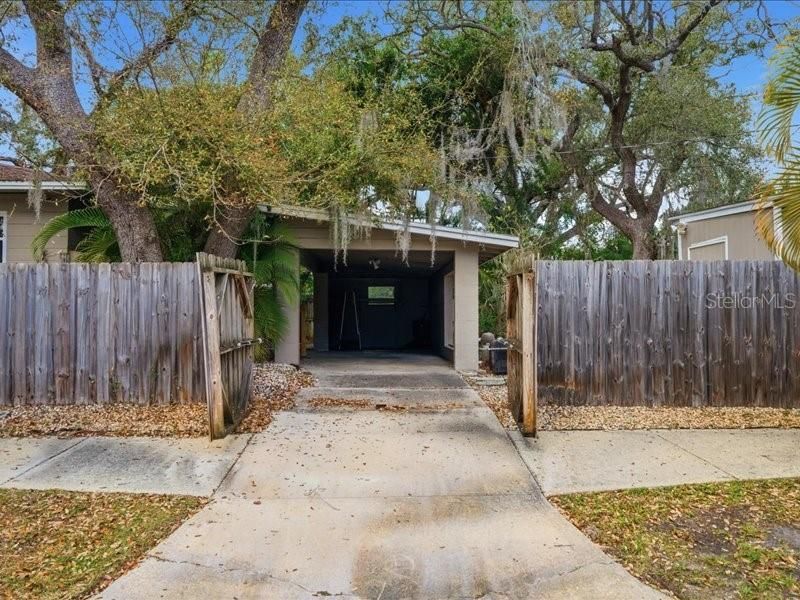 2670 Bayside Drive S, Saint Petersburg, FL 33705 Photo