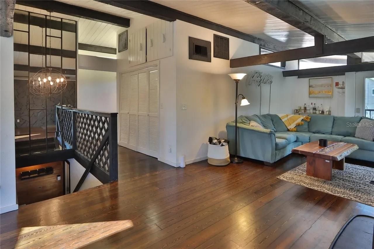 1942 New Hampshire Avenue Ne, Saint Petersburg, FL 33703 Photo