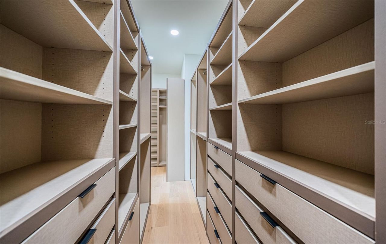 7981 2nd Avenue S, Saint Petersburg, FL 33707 Photo