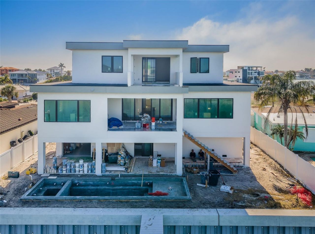 7981 2nd Avenue S, Saint Petersburg, FL 33707 Photo