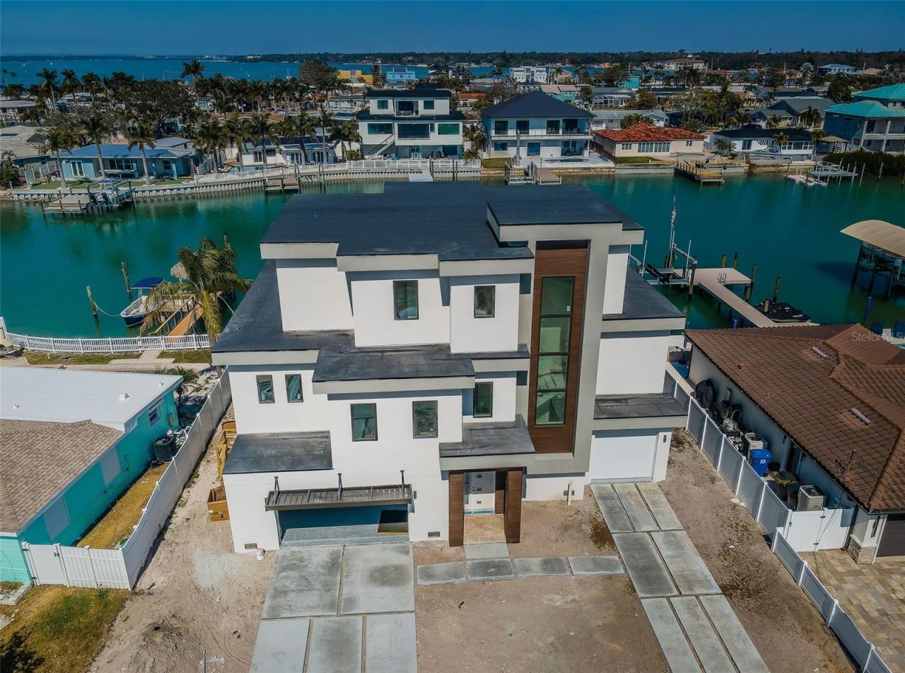 7981 2nd Avenue S, Saint Petersburg, FL 33707 Photo