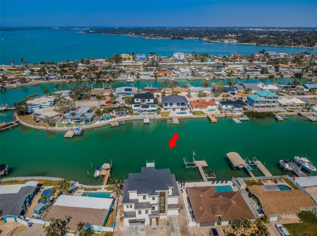 7981 2nd Avenue S, Saint Petersburg, FL 33707 Photo