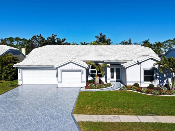 6948 STETSON STREET CIRCLE, SARASOTA, FL 34243