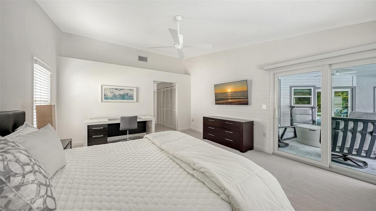 6948 Stetson Street Circle, Sarasota, FL 34243 Photo