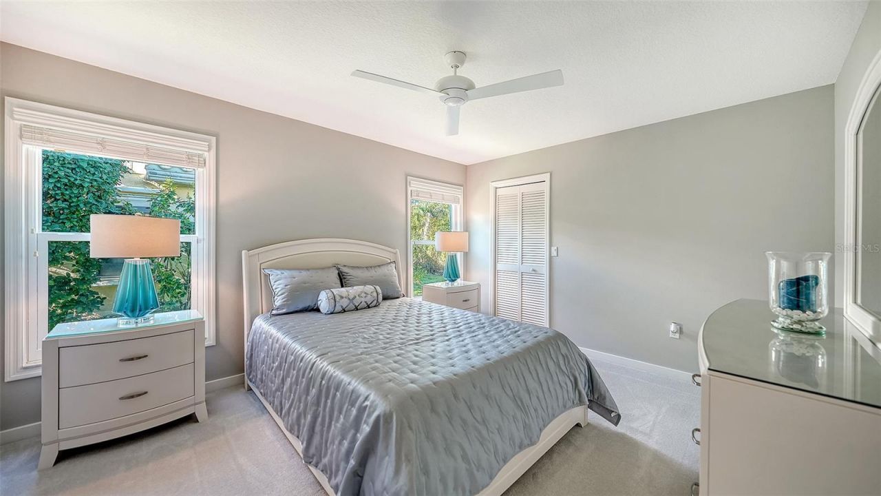 6948 Stetson Street Circle, Sarasota, FL 34243 Photo