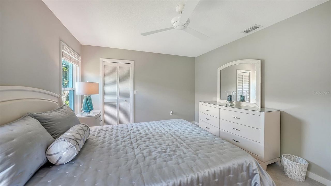 6948 Stetson Street Circle, Sarasota, FL 34243 Photo