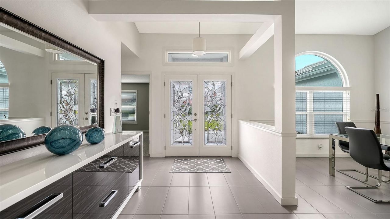 6948 Stetson Street Circle, Sarasota, FL 34243 Photo