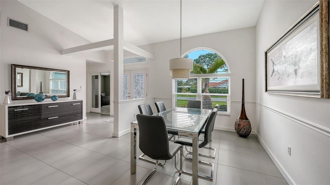 6948 Stetson Street Circle, Sarasota, FL 34243 Photo