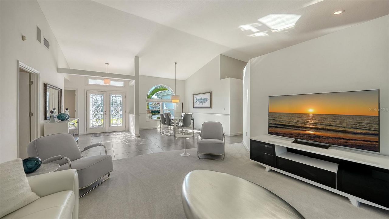 6948 Stetson Street Circle, Sarasota, FL 34243 Photo