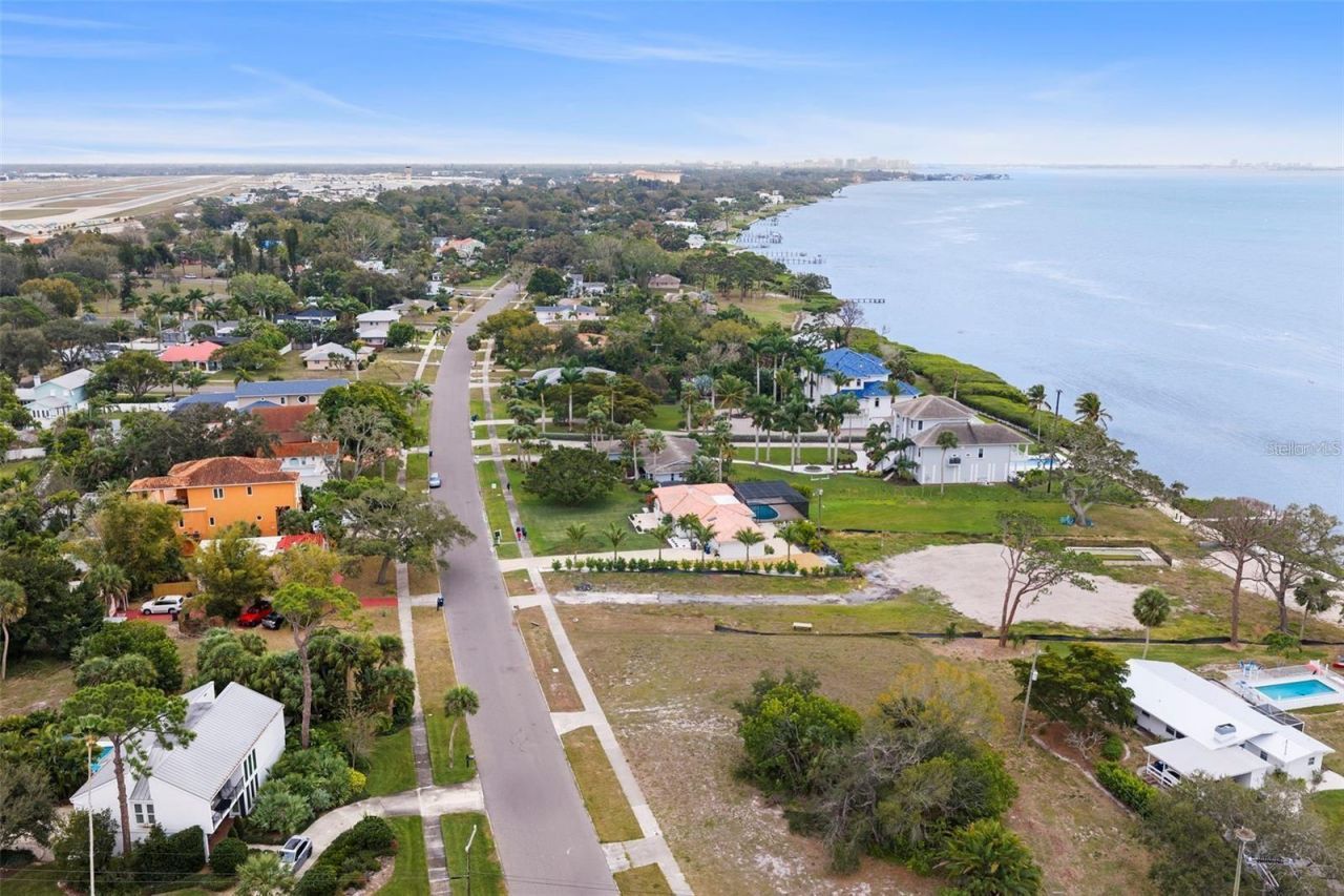 7510 Westmoreland Drive, Sarasota, FL 34243 Photo