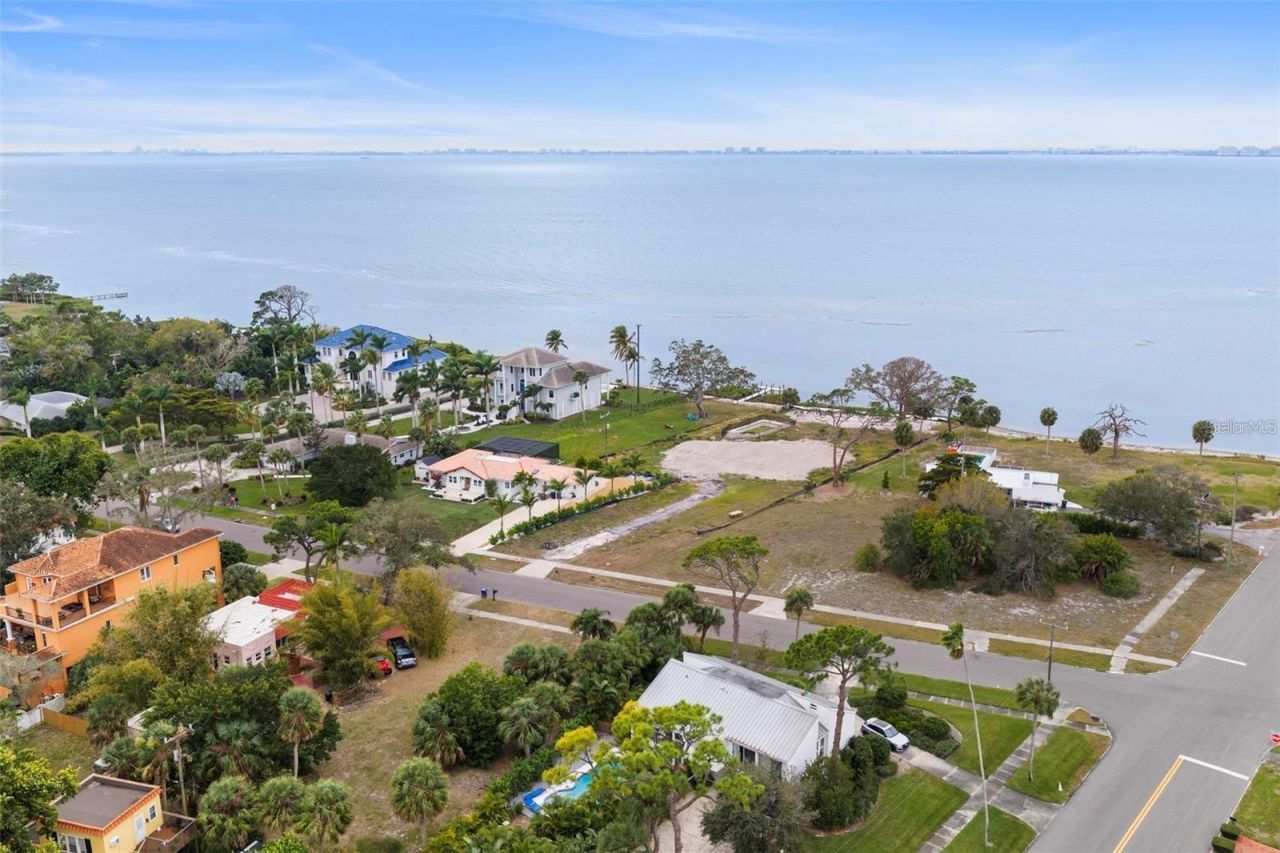 7510 Westmoreland Drive, Sarasota, FL 34243 Photo