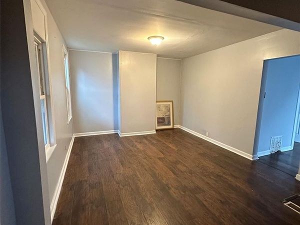 39 Spruce Street, Poughkeepsie, NY 12601