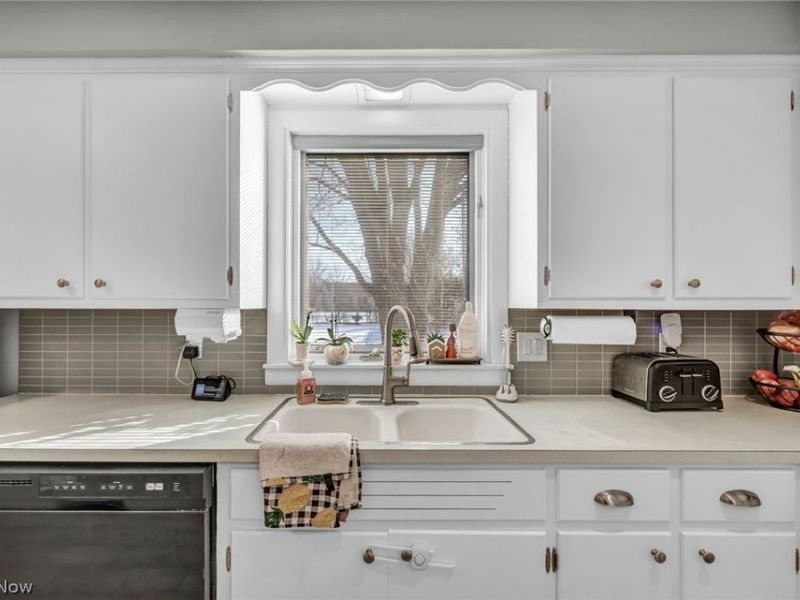 1819 W 42nd Street, Lorain, OH 44053 Photo 14