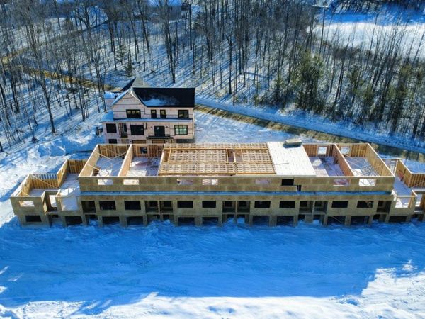 UNIT 46 STONEWALL CORNERS Way, Unit 46, Laconia, NH 03246