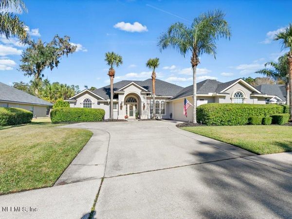1858 SENTRY OAK Court, Fleming Island, FL 32003