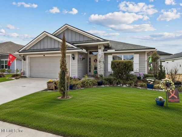 86636 SERENITY LAKE Court, Yulee, FL 32097