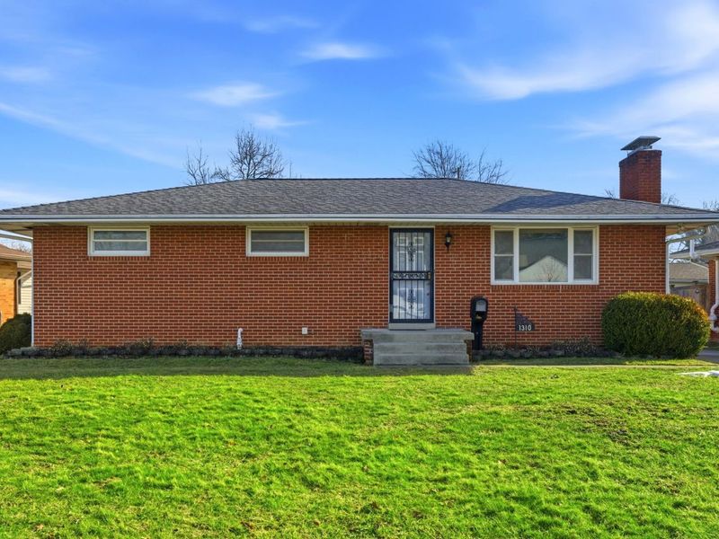 1310 Fowler Drive, Columbus, OH 43224 Photo 2