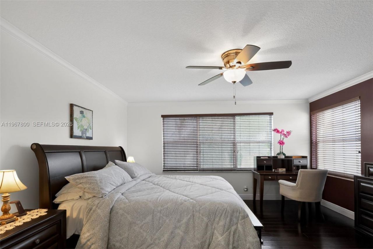 1561 SW 187th Ave, Pembroke Pines, FL 33029 Photo