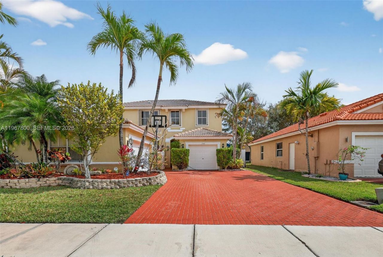 1561 SW 187th Ave, Pembroke Pines, FL 33029 Photo