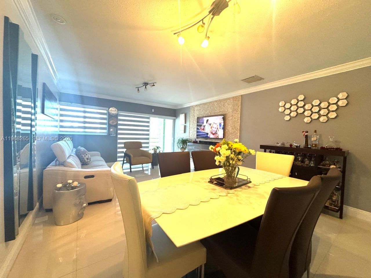 11163 NW 7th St, Unit 204-19, Miami, FL 33172 Photo