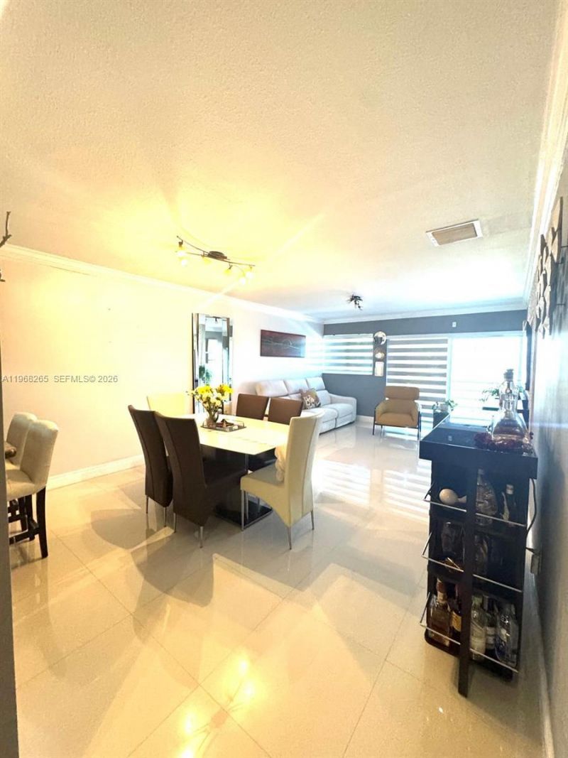 11163 NW 7th St, Unit 204-19, Miami, FL 33172 Photo