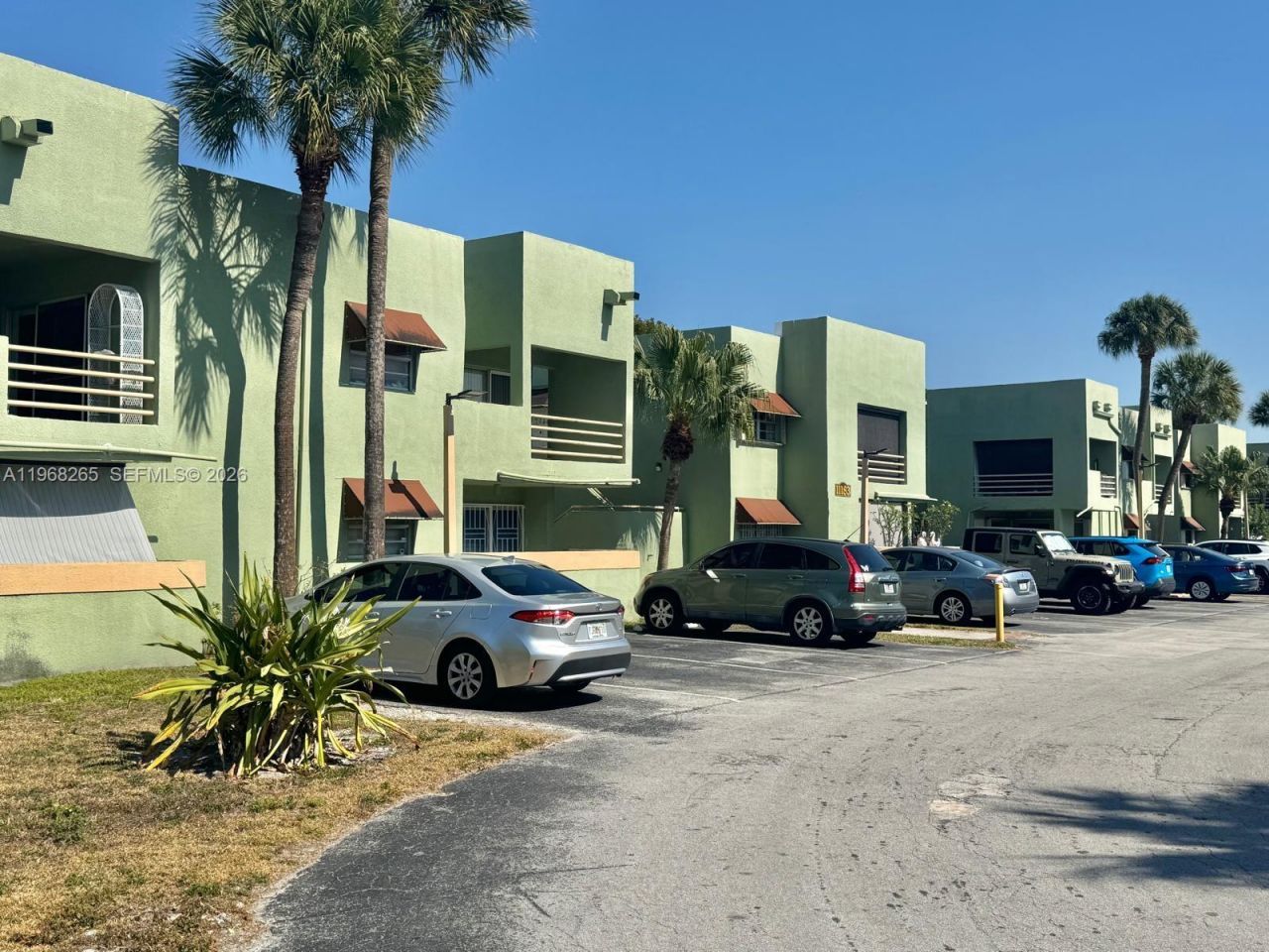 11163 NW 7th St, Unit 204-19, Miami, FL 33172 Photo