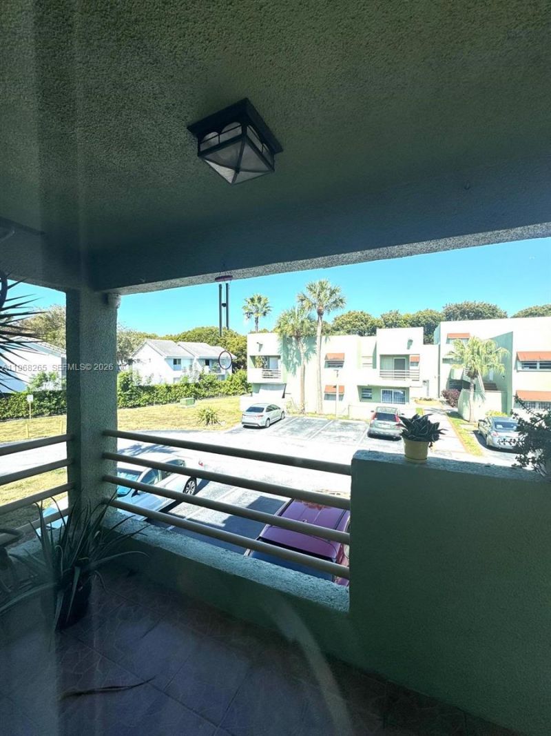 11163 NW 7th St, Unit 204-19, Miami, FL 33172 Photo