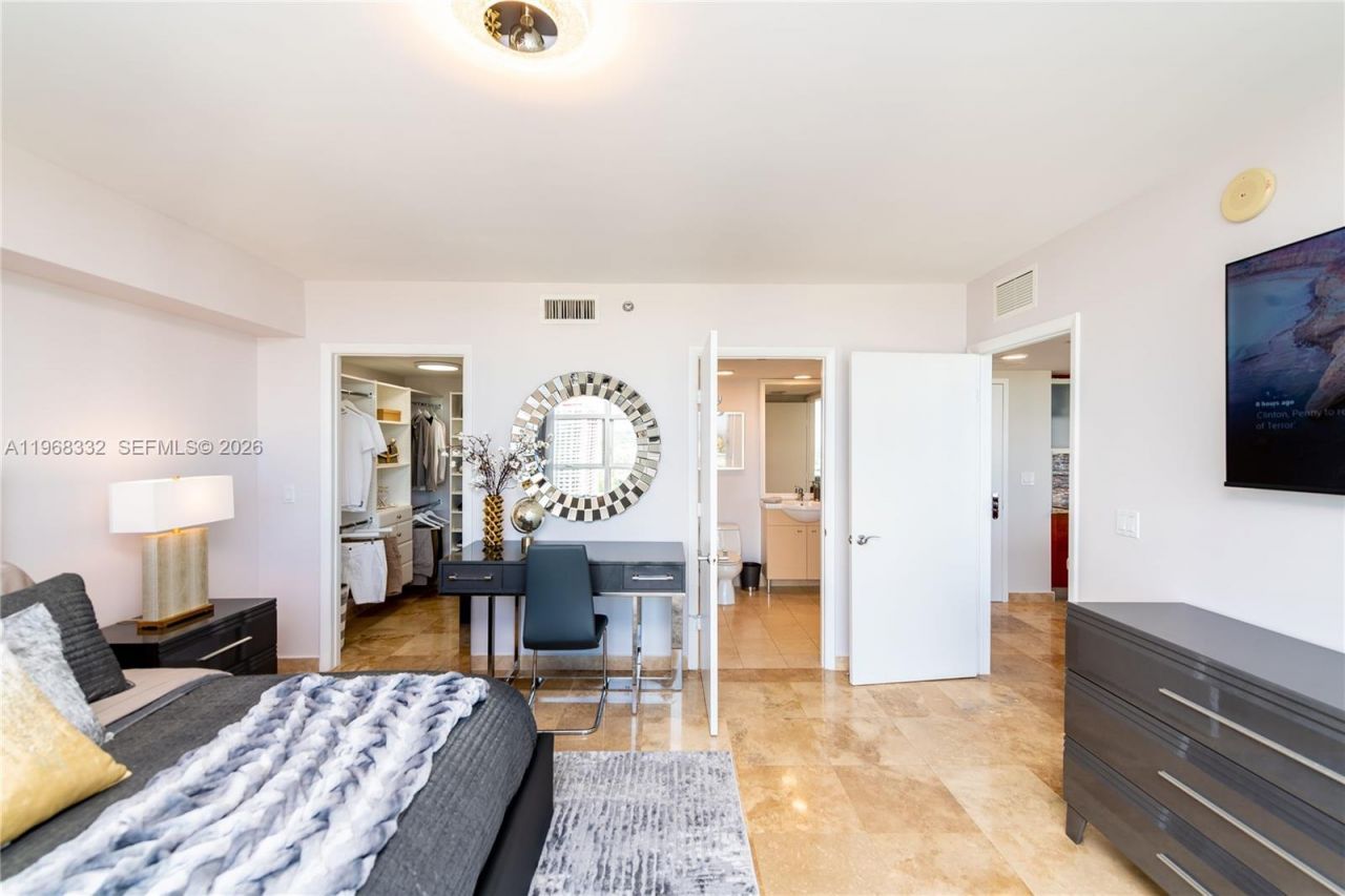 1830 S Ocean Dr, Unit 2907, Hallandale Beach, FL 33009 Photo