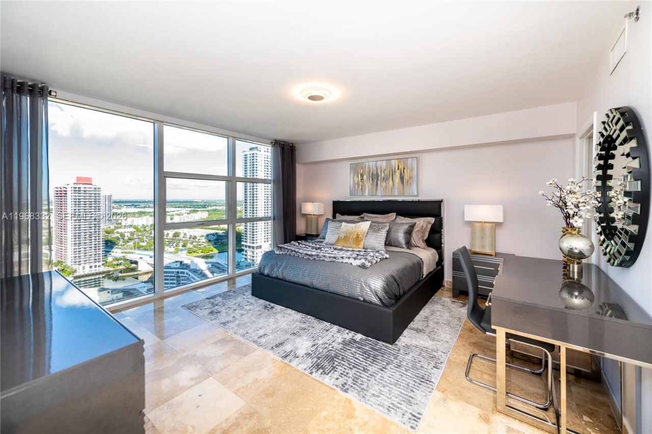 1830 S Ocean Dr, Unit 2907, Hallandale Beach, FL 33009 Photo