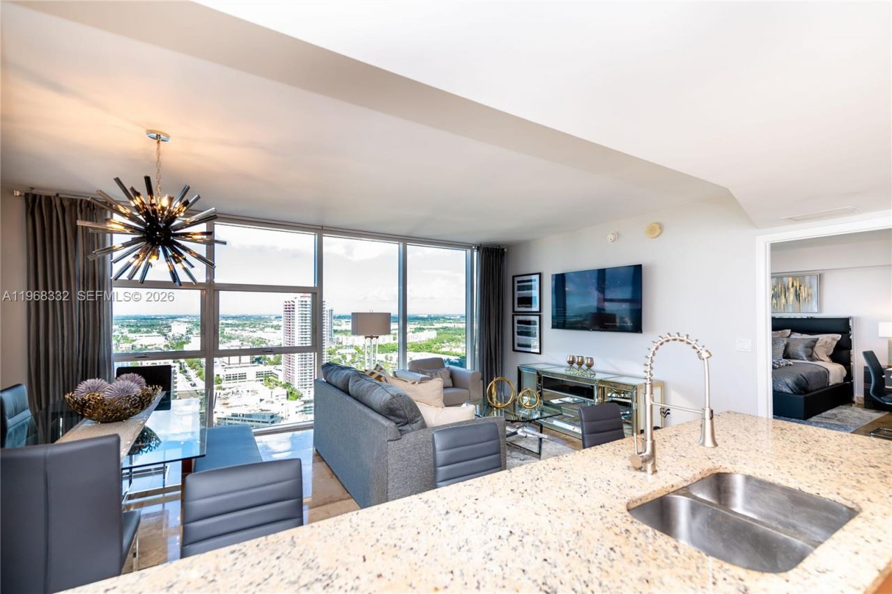 1830 S Ocean Dr, Unit 2907, Hallandale Beach, FL 33009 Photo