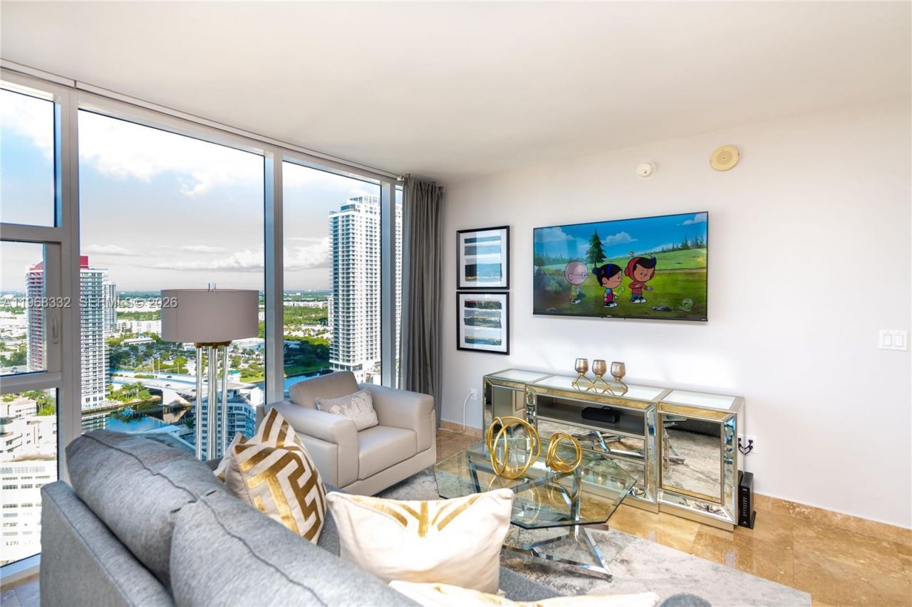 1830 S Ocean Dr, Unit 2907, Hallandale Beach, FL 33009 Photo