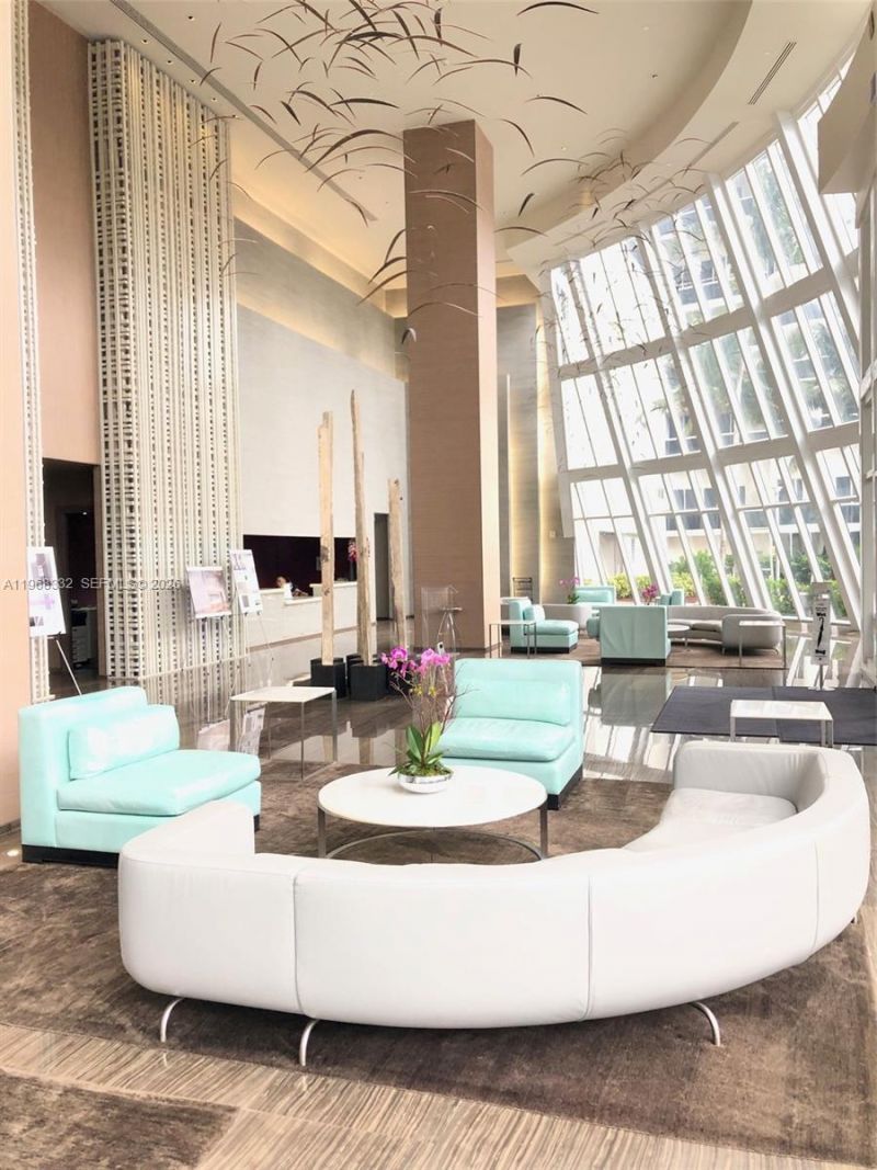 1830 S Ocean Dr, Unit 2907, Hallandale Beach, FL 33009 Photo
