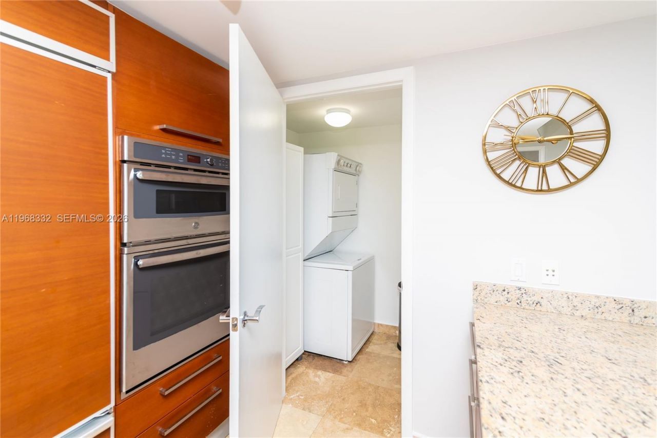 1830 S Ocean Dr, Unit 2907, Hallandale Beach, FL 33009 Photo