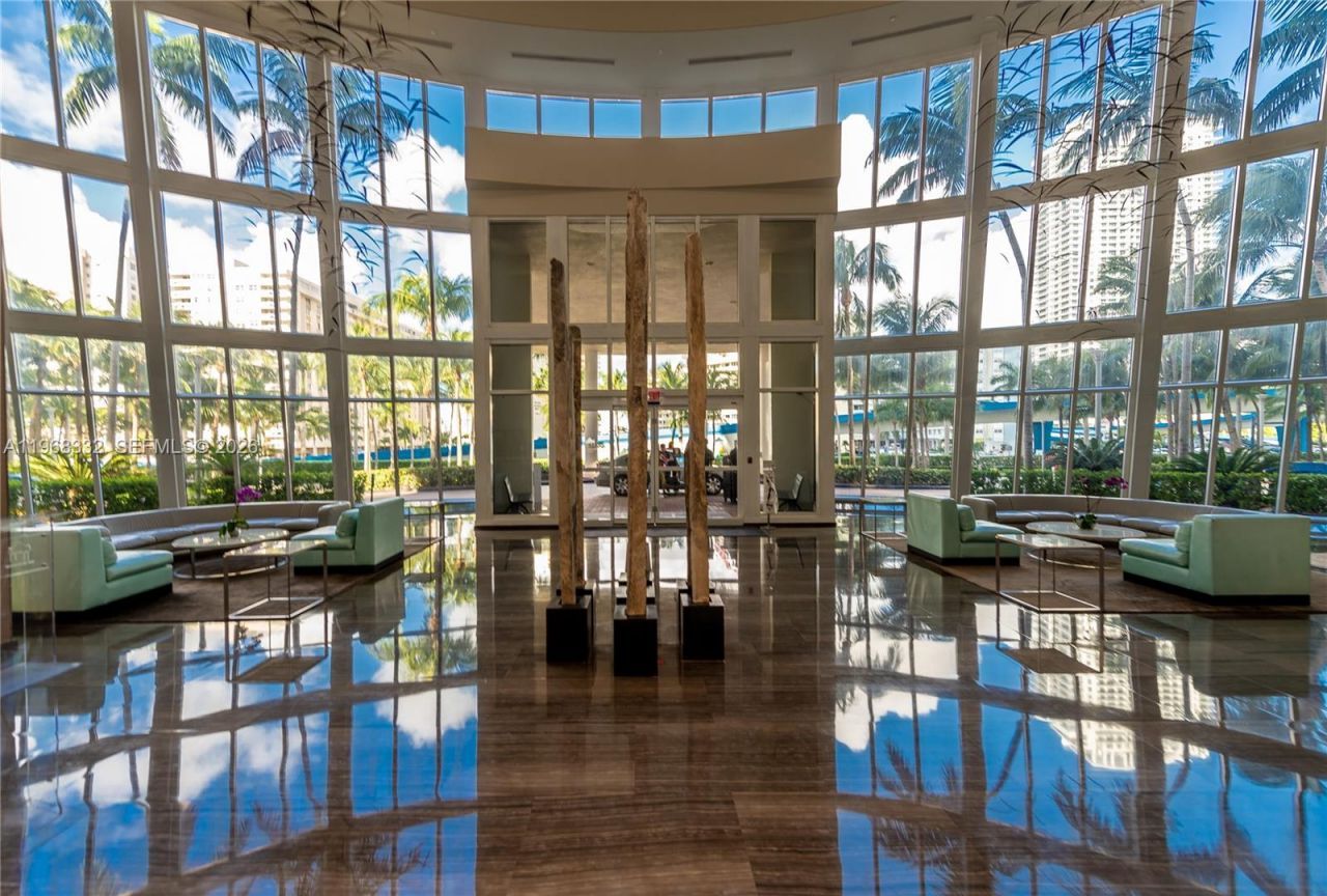 1830 S Ocean Dr, Unit 2907, Hallandale Beach, FL 33009 Photo