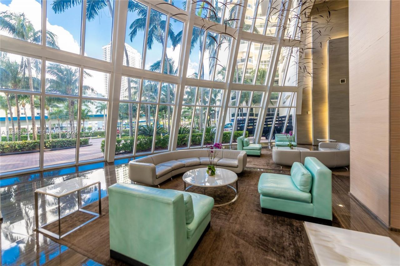 1830 S Ocean Dr, Unit 2907, Hallandale Beach, FL 33009 Photo