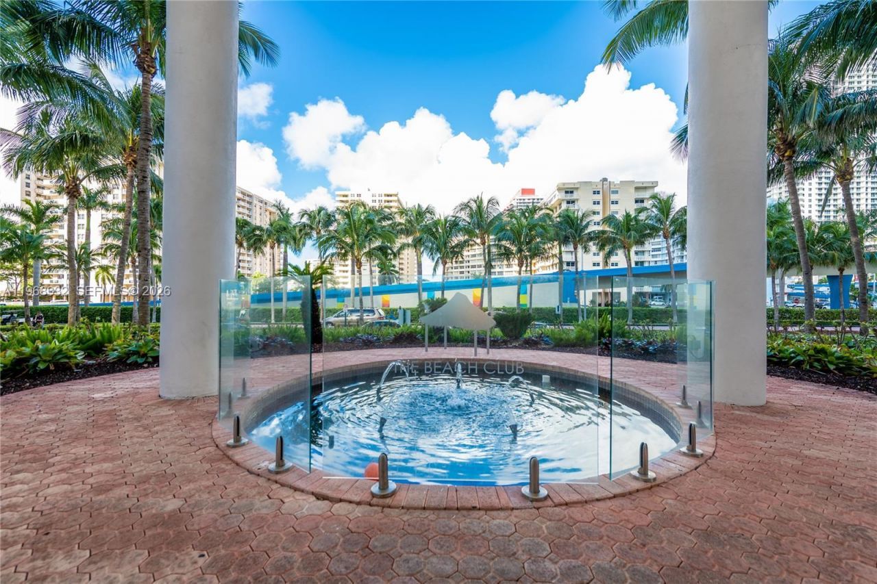 1830 S Ocean Dr, Unit 2907, Hallandale Beach, FL 33009 Photo