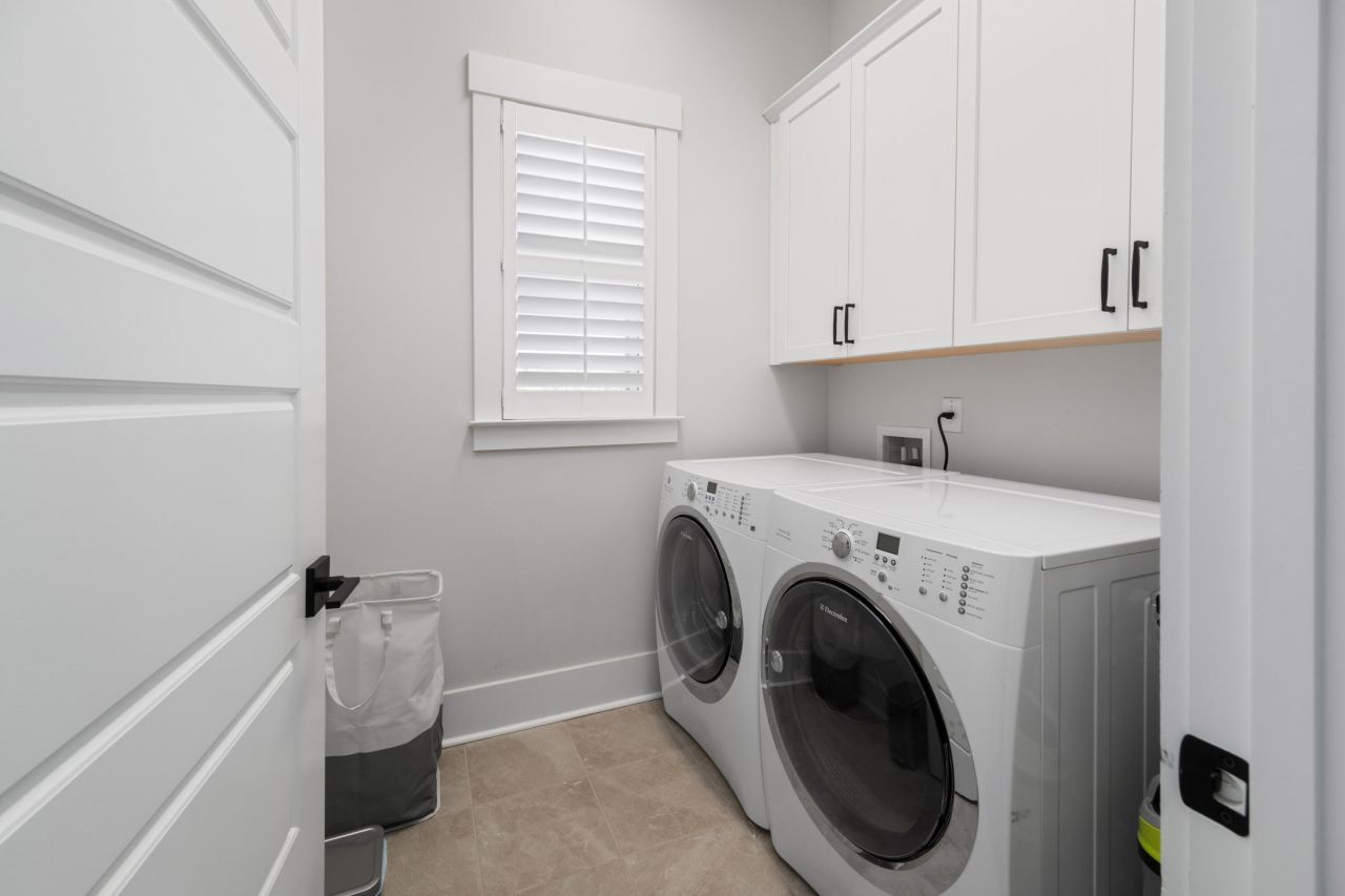 7790 Farr Street Photo 29