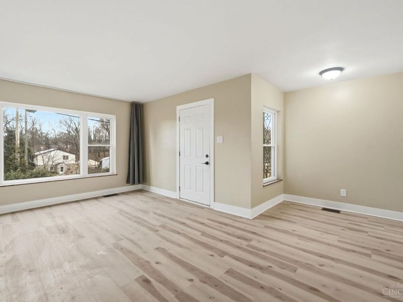 3150 Banning Road, Colerain Township, OH 45239 Photo 8