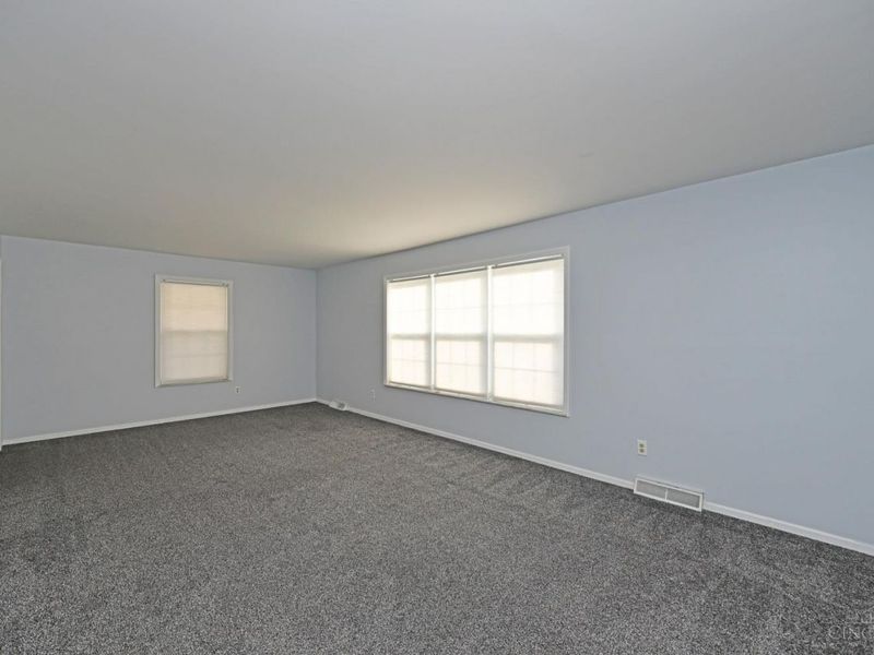 1939 Lady Ellen Drive, Cincinnati, OH 45230 Photo 12