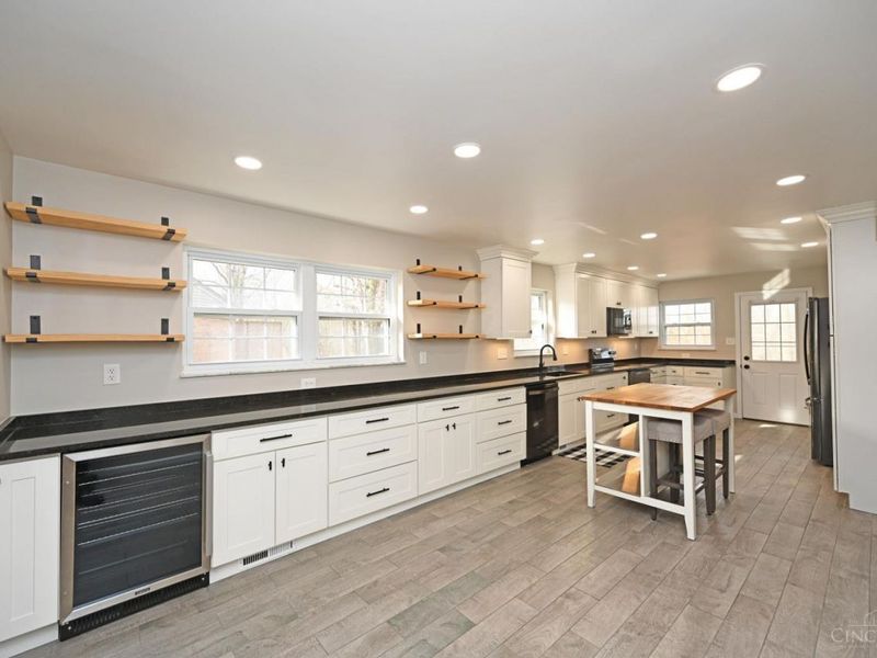 1939 Lady Ellen Drive, Cincinnati, OH 45230 Photo 14