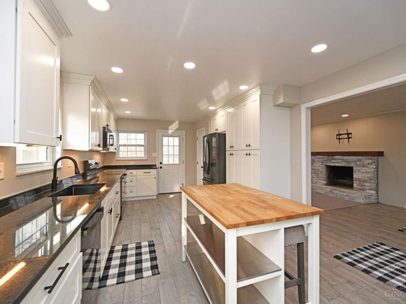 1939 Lady Ellen Drive, Cincinnati, OH 45230 Photo 17