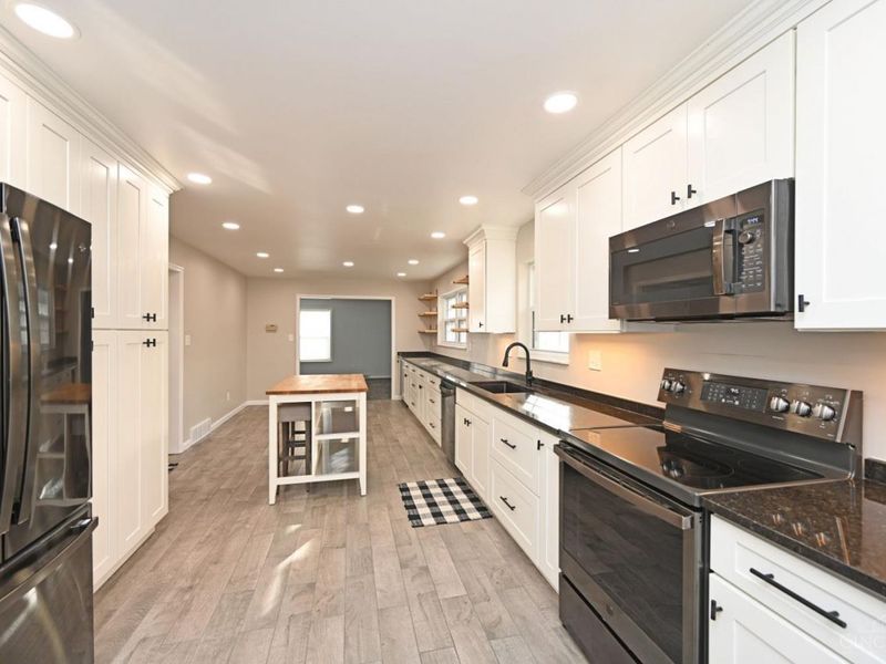 1939 Lady Ellen Drive, Cincinnati, OH 45230 Photo 18