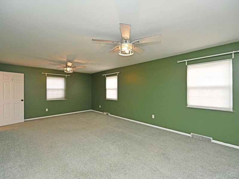 1939 Lady Ellen Drive, Cincinnati, OH 45230 Photo 27