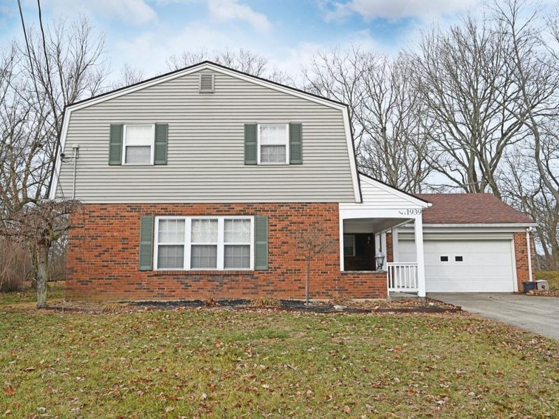 1939 Lady Ellen Drive, Cincinnati, OH 45230 Photo 3