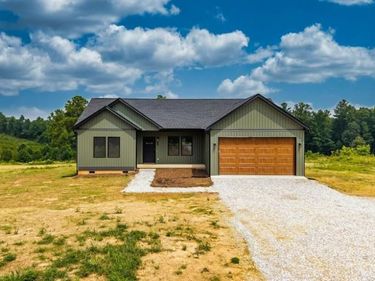 1789 Hickory Cove Ln, Moneta, VA 24121