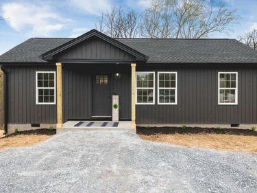 615 Stoney Run, Buena Vista, VA 24416