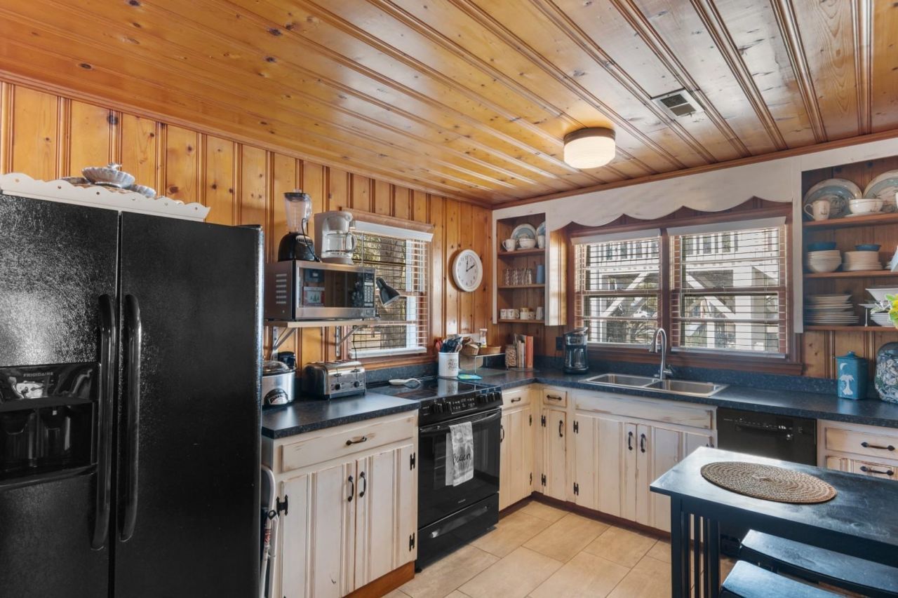 314 21st Ave. N  Photo 8