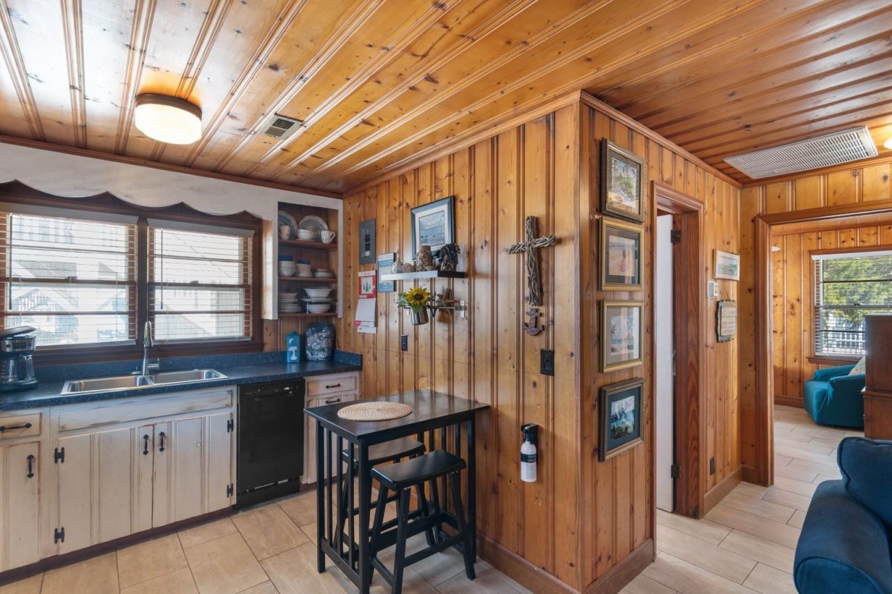 314 21st Ave. N  Photo 9