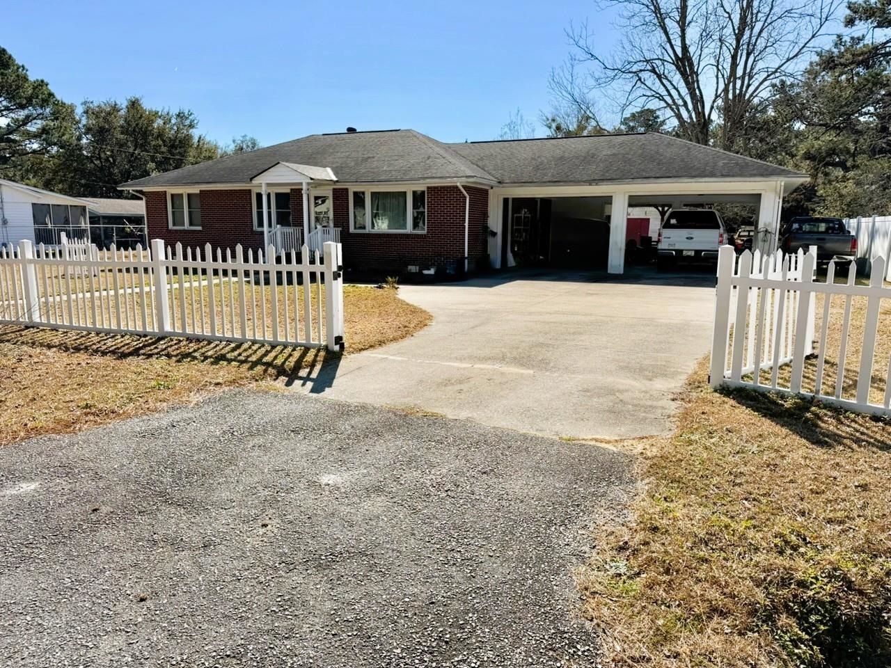 811 Cedar St.  Photo 18